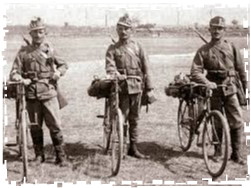 war games bike ordinery soldiers guns bikes framed