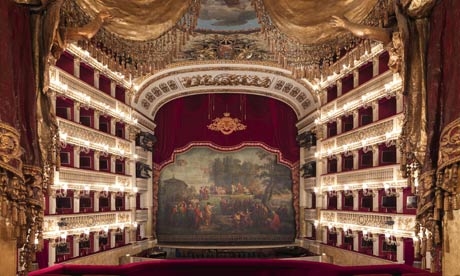 lost europe pera-house-001