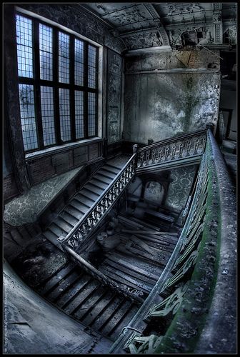 lost europe ruin staircase of treasure house