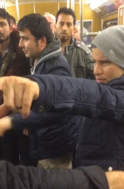 migrant Germany-migrant-attack-454424 train